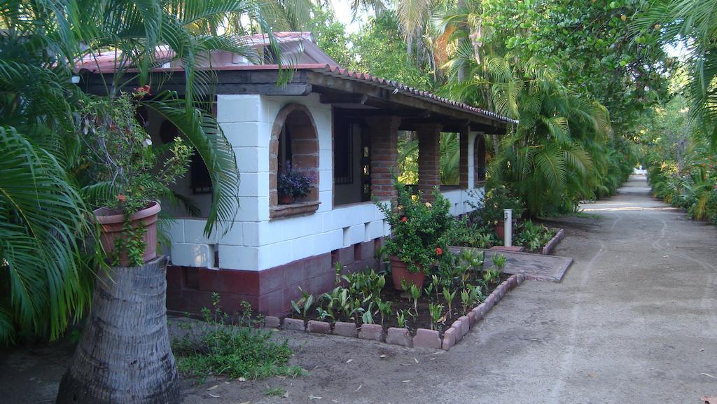 Quinta Erika Boutique Hotel By Rotamundos Coyuca de Benitez Quarto foto